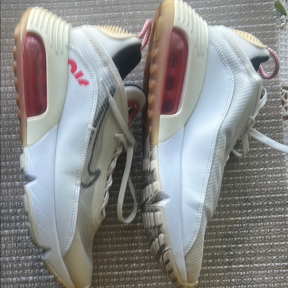 White and Red Athletic Sneakers.Nike Air Max - Picture 6 of 8